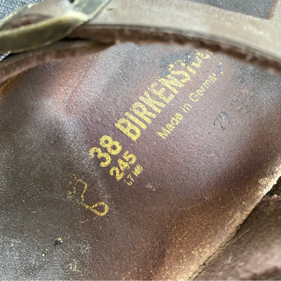 BIRKENSTOCK GIZEH SANDALS 38 - Picture 9 of 10